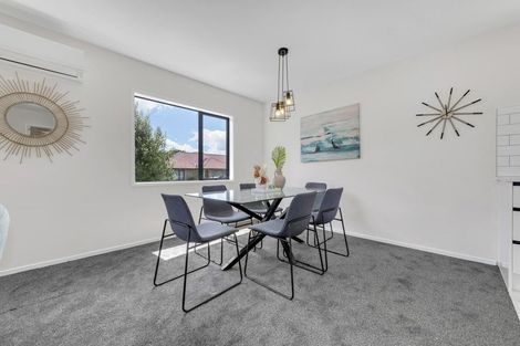 Photo of property in 10 Umu Place, Mangere, Auckland, 2022