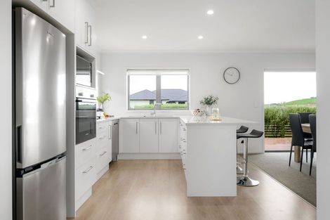 Photo of property in 1/46 North Ridge Drive, Rototuna North, Hamilton, 3281