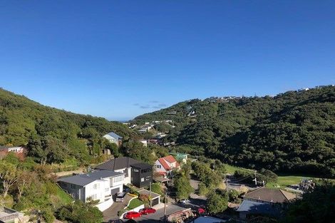 Photo of property in 58 Hungerford Road, Houghton Bay, Wellington, 6023