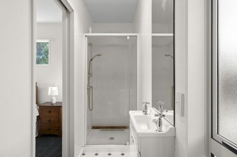 Photo of property in 7 Castleview Lane, Heathcote Valley, Christchurch, 8022