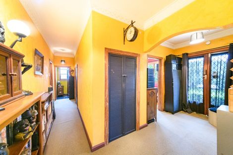 Photo of property in 497 Featherston Street, Roslyn, Palmerston North, 4414