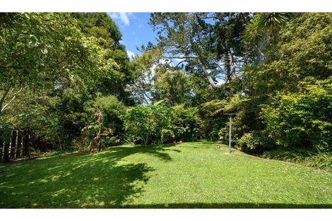 Photo of property in 2/10 Wickstead Place, Massey, Auckland, 0614