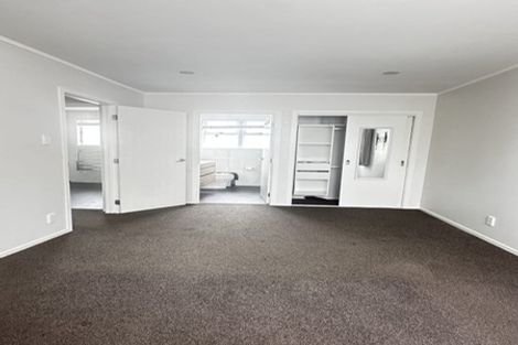 Photo of property in 217 Tripoli Road, Point England, Auckland, 1072