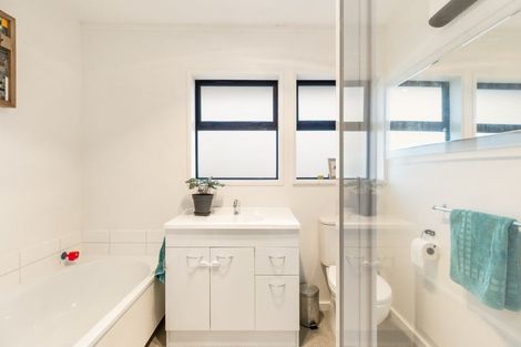 Photo of property in 144 Waenga Drive, Cromwell, 9310