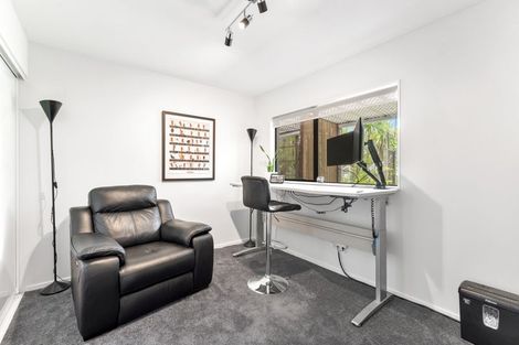 Photo of property in 6 Whale Cove, Stanmore Bay, Whangaparaoa, 0932