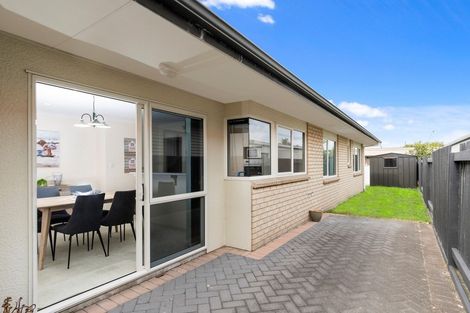 Photo of property in 56a Pitau Road, Mount Maunganui, 3116