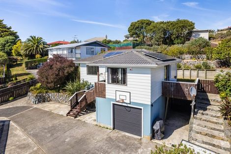 Photo of property in 37 Beaumaris Crescent, Ascot Park, Porirua, 5024