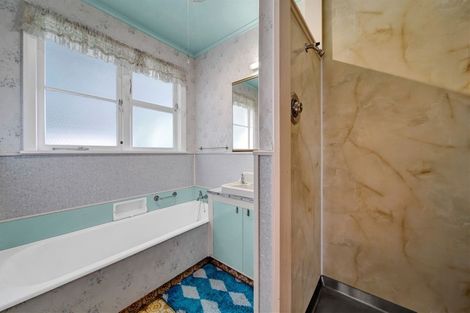 Photo of property in 3 Reid Avenue, Hawera, 4610