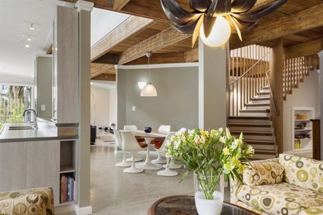 Photo of property in 890 Beach Road, Waiake, Auckland, 0630