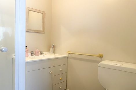 Photo of property in 53 Mcdonnell Road, Arrowtown, 9302