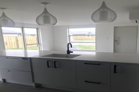 Photo of property in 10 Edlin Lane, Pegasus, 7612