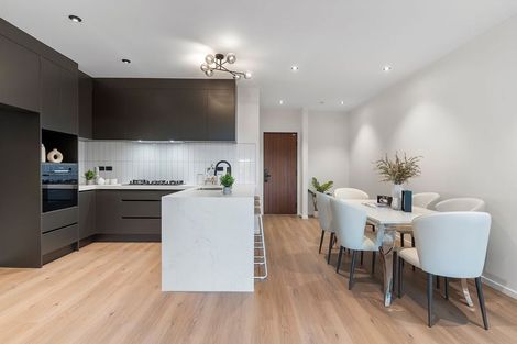 Photo of property in 33 Karaka Village Parade, Karaka, 2580