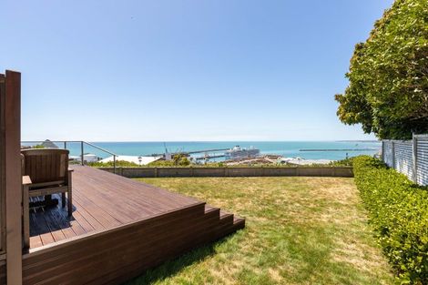 Photo of property in 19 Port View Crescent, Moturoa, New Plymouth, 4310