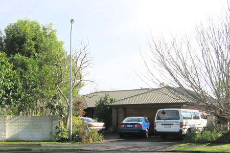 Photo of property in 10 Longwood Place, Harrowfield, Hamilton, 3210