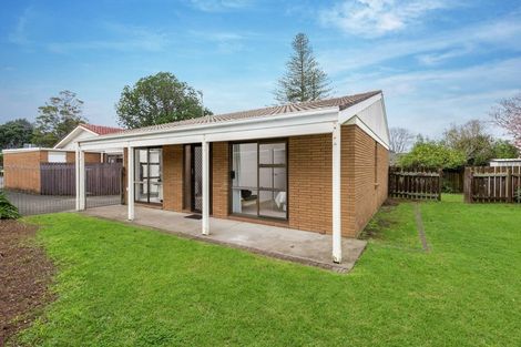 Photo of property in 2/63 Butley Drive, Farm Cove, Auckland, 2012