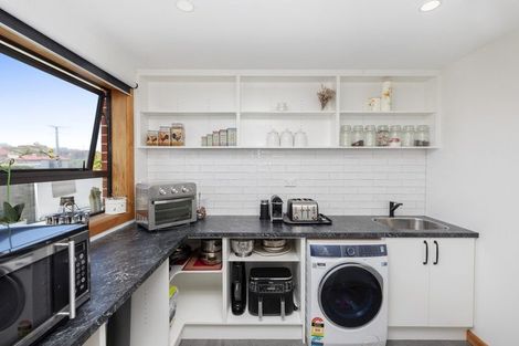 Photo of property in 18 Voss Street, Shirley, Christchurch, 8013