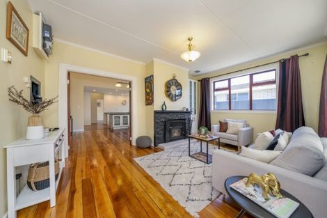 Photo of property in 24 Riverbank Street, Ebdentown, Upper Hutt, 5018