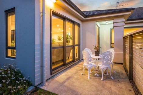 Photo of property in 32 Mo Street, Camborne, Porirua, 5026