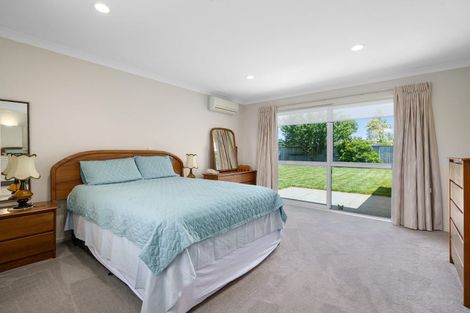 Photo of property in 8 Madison Street, Cambridge, 3434