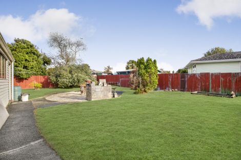 Photo of property in 12 Jupiter Street, Rosehill, Papakura, 2113