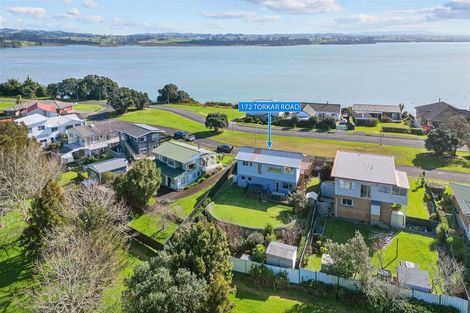 Photo of property in 172 Torkar Road, Clarks Beach, 2122