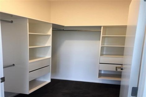 Photo of property in 27 Syd Grant Crescent, Orewa, 0931