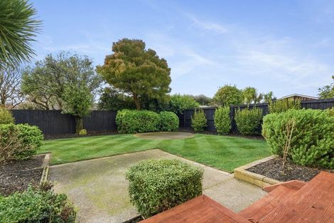 Photo of property in 2/64a Toorak Avenue, Avonhead, Christchurch, 8042