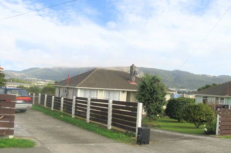 Photo of property in 30 Mckillop Street, Ranui, Porirua, 5024