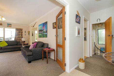 Photo of property in 1/19 Mcdowell Crescent, Hillcrest, Auckland, 0627