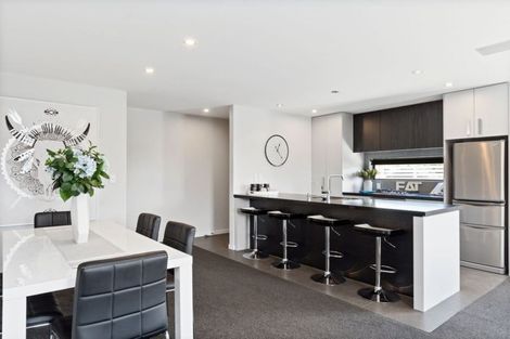 Photo of property in 17 Butterworth Crescent, Papamoa Beach, Papamoa, 3118