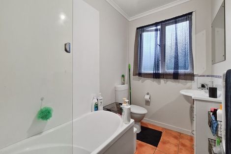 Photo of property in 66 Tarawera Road, Johnsonville, Wellington, 6037