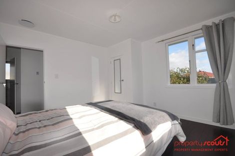 Photo of property in 16 Grant Crescent, Masterton, 5810