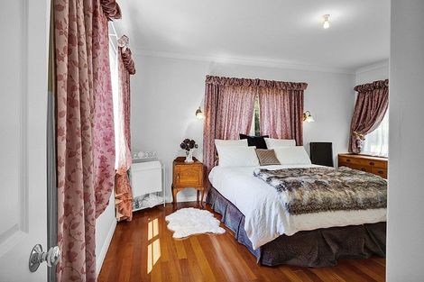 Photo of property in 5171b Mountain Road, Eltham, 4398