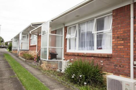 Photo of property in 3/43 Shakespeare Road, Milford, Auckland, 0620