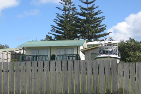 Photo of property in 12 Eveline Street, Mangawhai Heads, Mangawhai, 0505