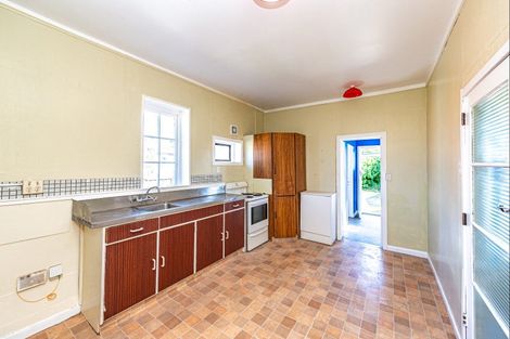 Photo of property in 12 Bennett Street, Gonville, Whanganui, 4501
