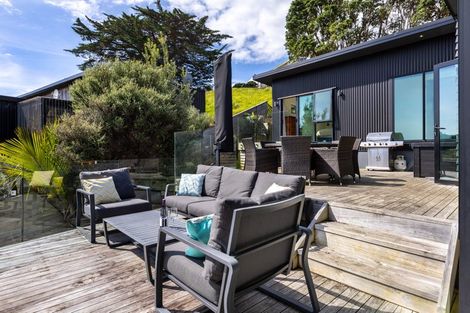Photo of property in 36 Robertson Street, Raglan, 3225