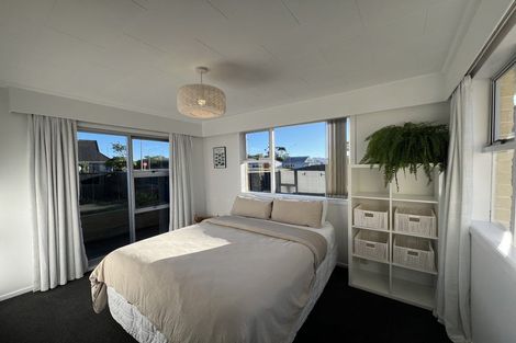 Photo of property in 114a Hillcrest Road, Raumati Beach, Paraparaumu, 5032