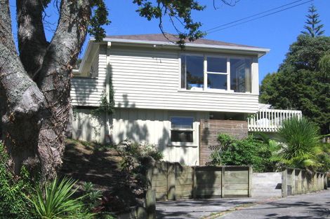 Photo of property in 2/66 Beulah Avenue, Rothesay Bay, Auckland, 0630