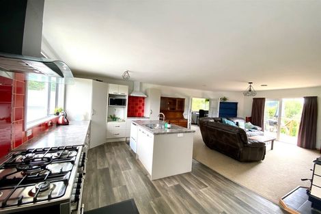 Photo of property in 9 Clifford Street, Clinton, 9534