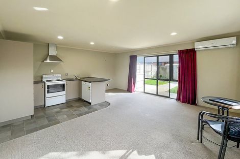 Photo of property in 4 Johnstone Drive, Fitzherbert, Palmerston North, 4410