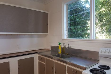 Photo of property in 51 Toroa Street, Torbay, Auckland, 0630