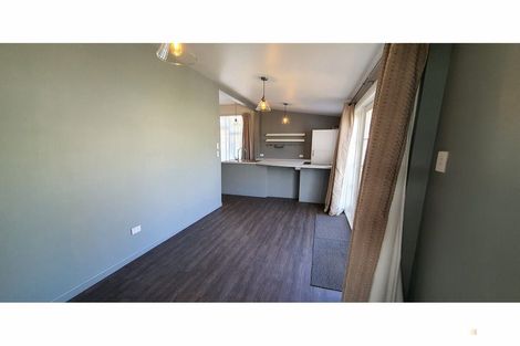 Photo of property in 14 Rhodes Street, Waimate, 7924