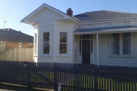 Photo of property in 12 Alfred Street, Roslyn, Palmerston North, 4414