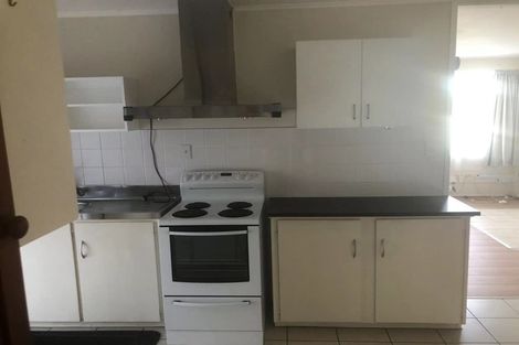 Photo of property in 134 Waimumu Road, Massey, Auckland, 0614