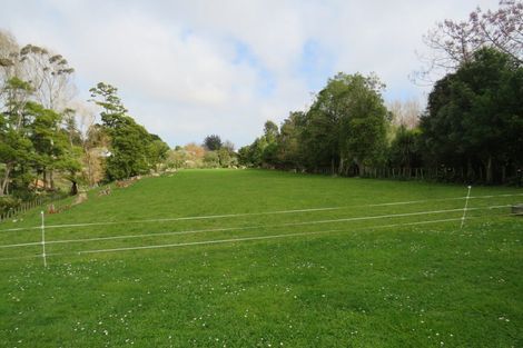 Photo of property in 33 Railway Terrace, Ohau, Levin, 5570