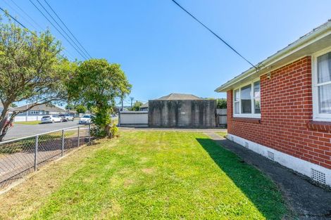 Photo of property in 11 Brees Street, Epuni, Lower Hutt, 5011