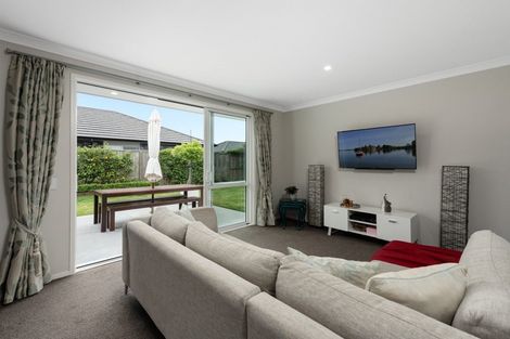 Photo of property in 155 The Boulevard, Papamoa Beach, Papamoa, 3118