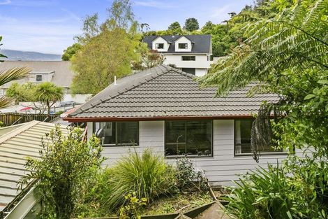 Photo of property in 55 Viewmont Drive, Harbour View, Lower Hutt, 5010