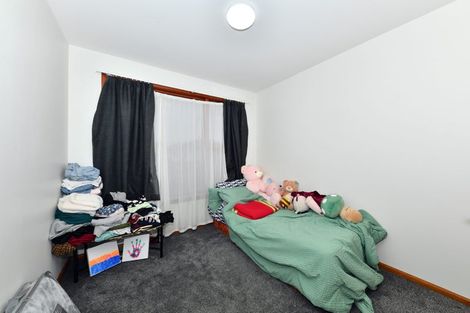 Photo of property in 39 Kathleen Crescent, Hornby, Christchurch, 8042